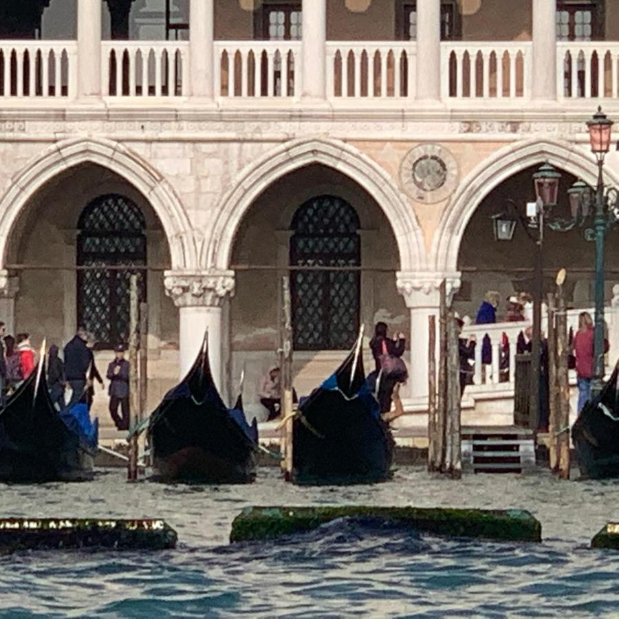 Sunset Venice Guest House ภายนอก รูปภาพ
