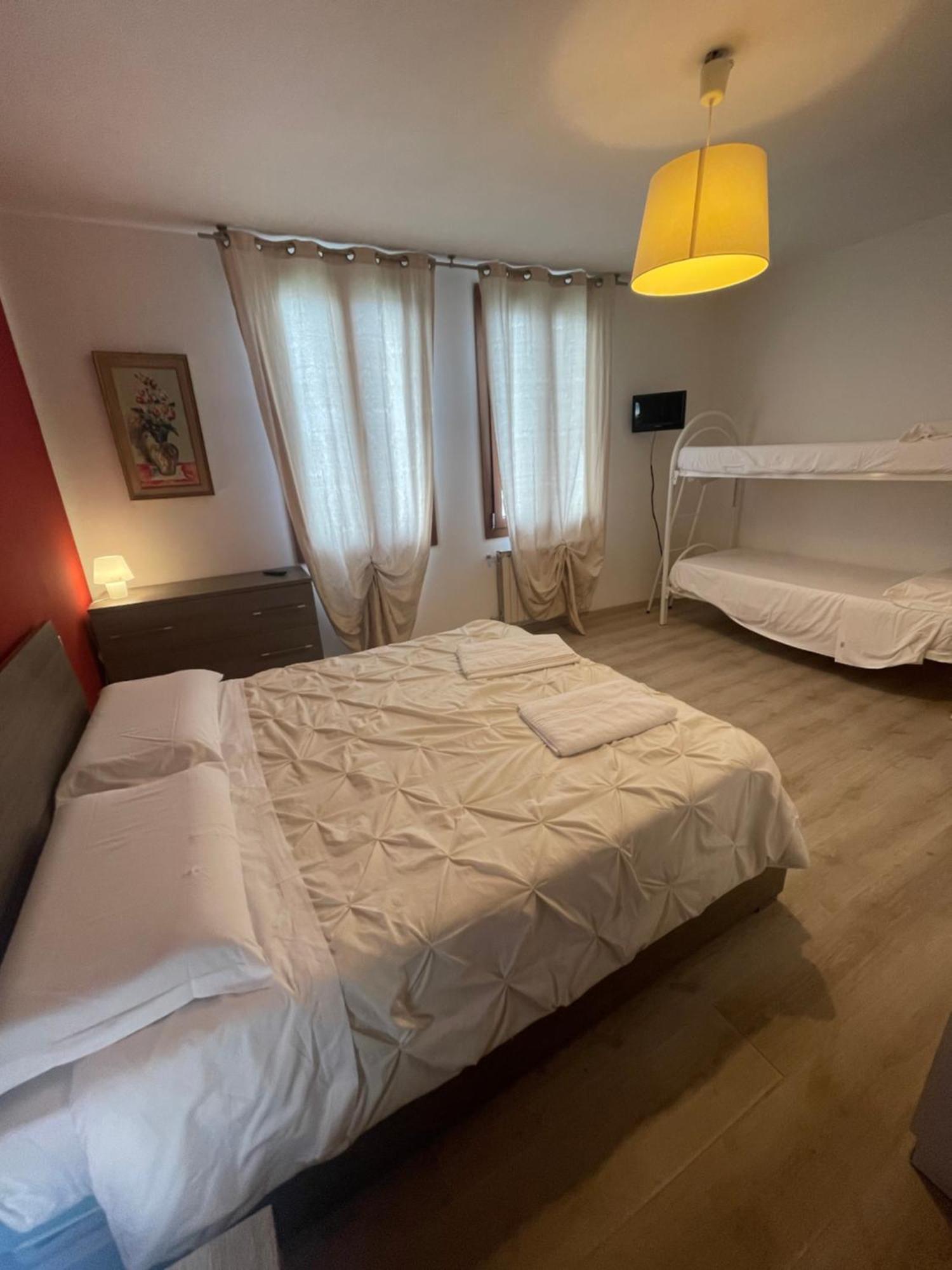 Sunset Venice Guest House ภายนอก รูปภาพ